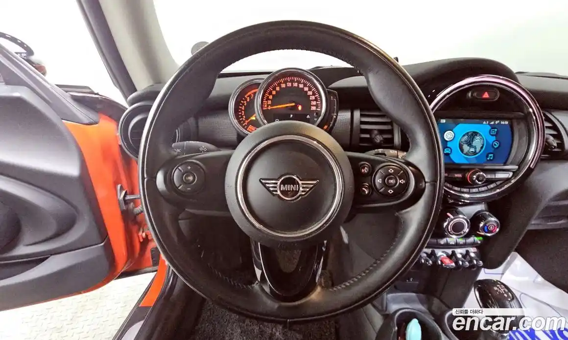 Mini Cooper 2019 1.5 гидро в Москве № 1916221, фото 15