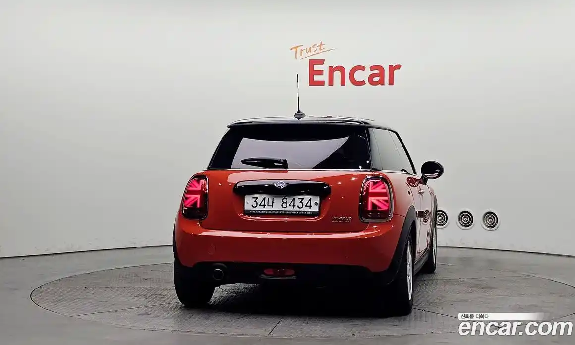 Mini Cooper 2019 1.5 гидро в Москве № 1916221, фото 4