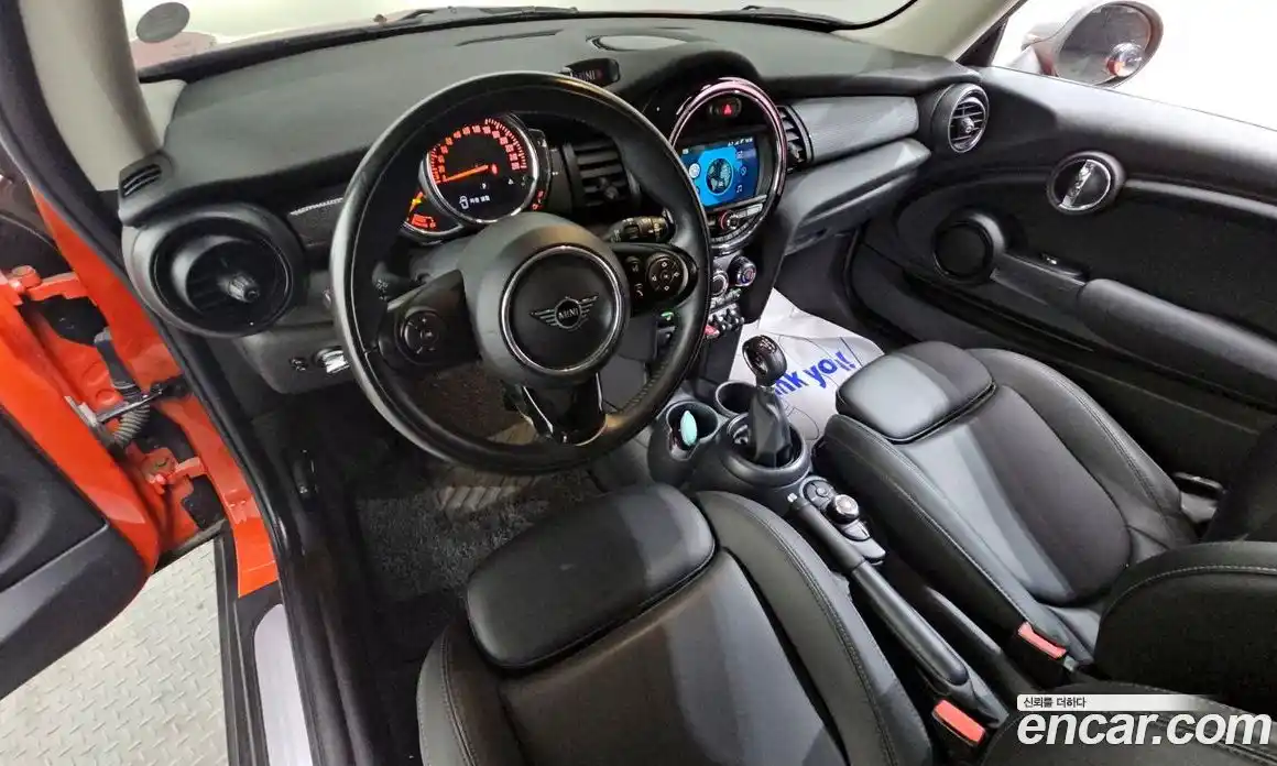Mini Cooper 2019 1.5 гидро в Москве № 1916221, фото 7