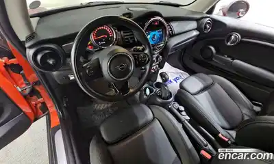 Mini Cooper 2019 1.5 гидро в Москве № 1916221, миниатюра 7
