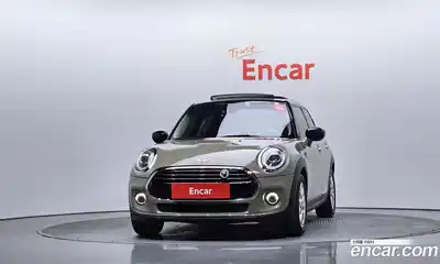 Mini Cooper 2019 1.5 гидро в Москве № 1916398, миниатюра 3