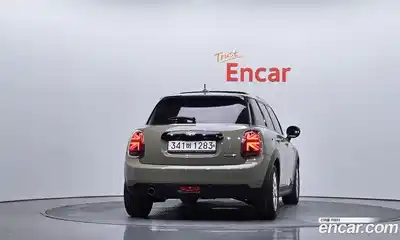Mini Cooper 2019 1.5 гидро в Москве № 1916398, миниатюра 4