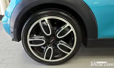 Mini Cooper Convertible 2017 2.0 гидро в Москве № 1916431, миниатюра 5