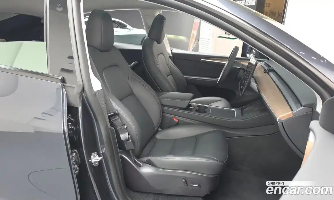 Tesla Model Y 2025 0.2 гидро, фото 18