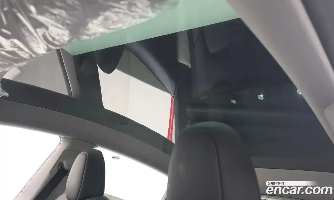Tesla Model Y 2025 0.2 гидро, фото 26