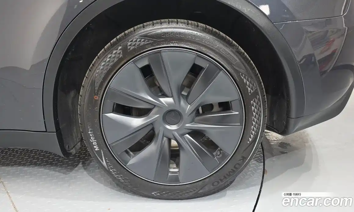 Tesla Model Y 2025 0.2 гидро, фото 7