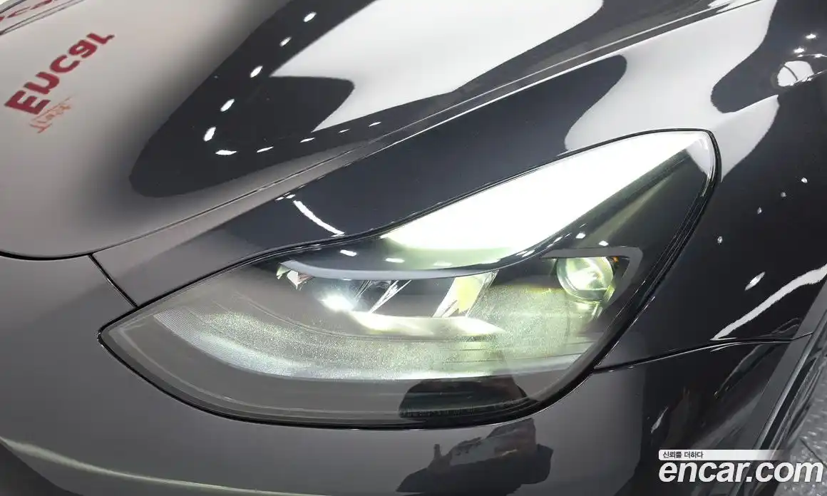 Tesla Model Y 2025 0.2 гидро, фото 8