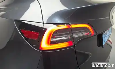 Tesla Model Y 2025 0.2 гидро, миниатюра 9
