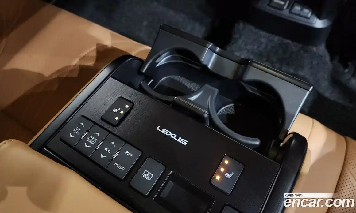 Lexus ES 2023 2.5 гидро в Москве № 1916991, фото 31