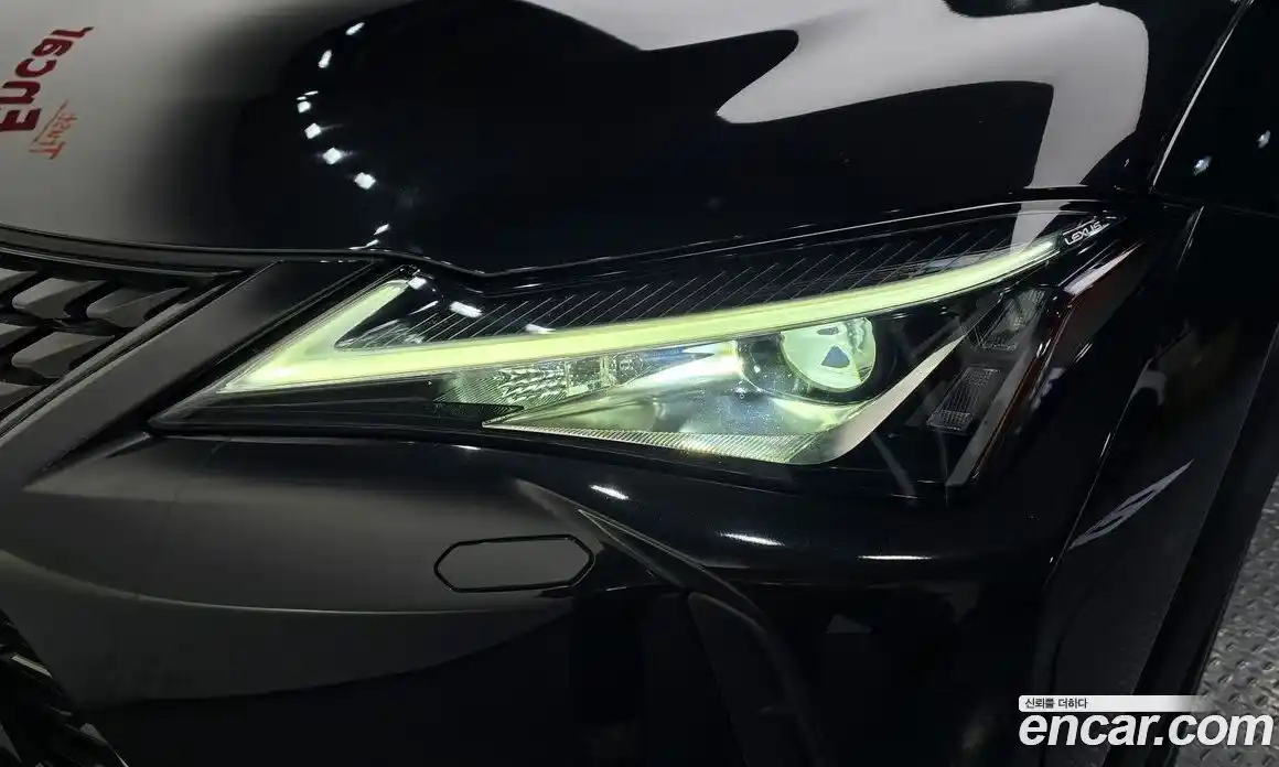 Lexus UX 2019 2.0 гидро в Москве № 1917033, фото 8