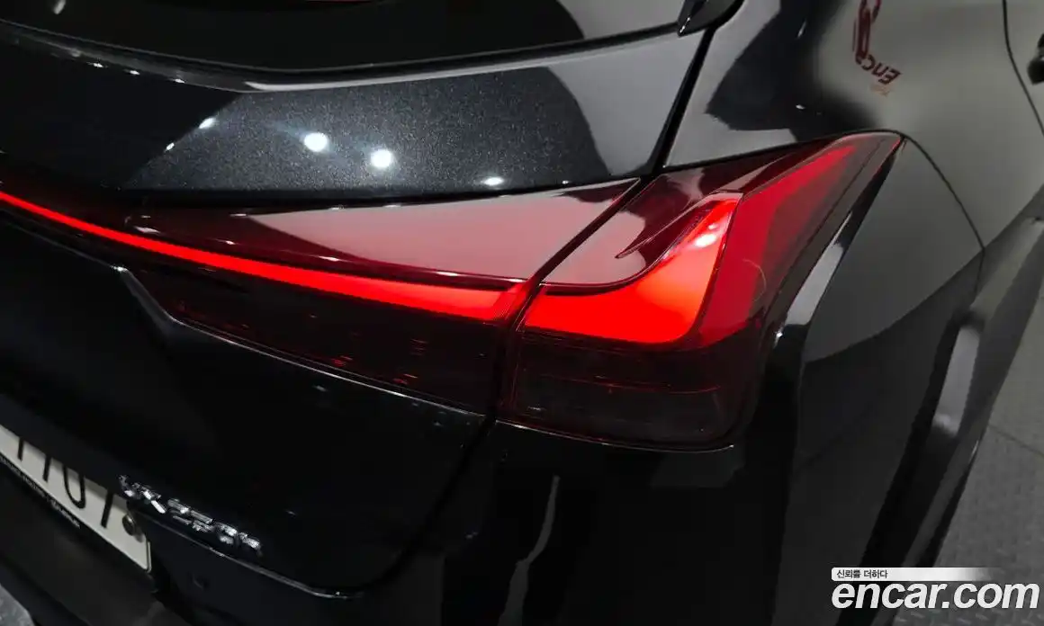 Lexus UX 2019 2.0 гидро в Москве № 1917033, фото 9