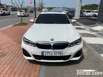 BMW 3-Series, 2021