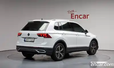 Volkswagen Tiguan, 2021