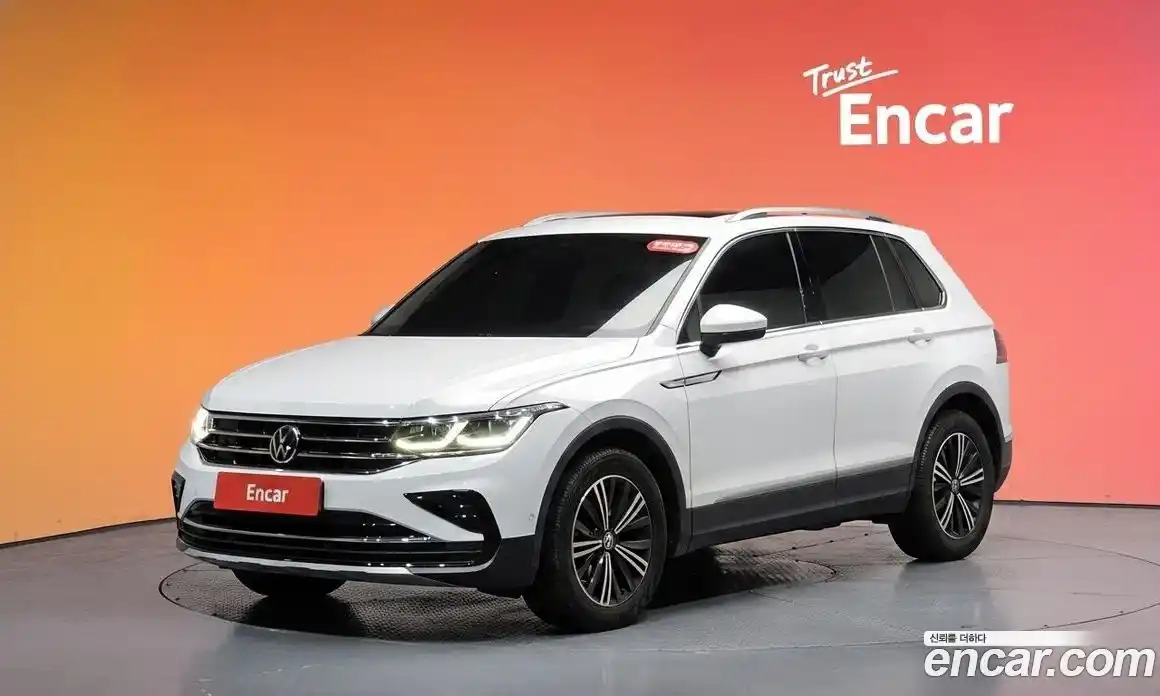 Volkswagen Tiguan 2021 2.0 гидро в Москве № 1917559, фото 33