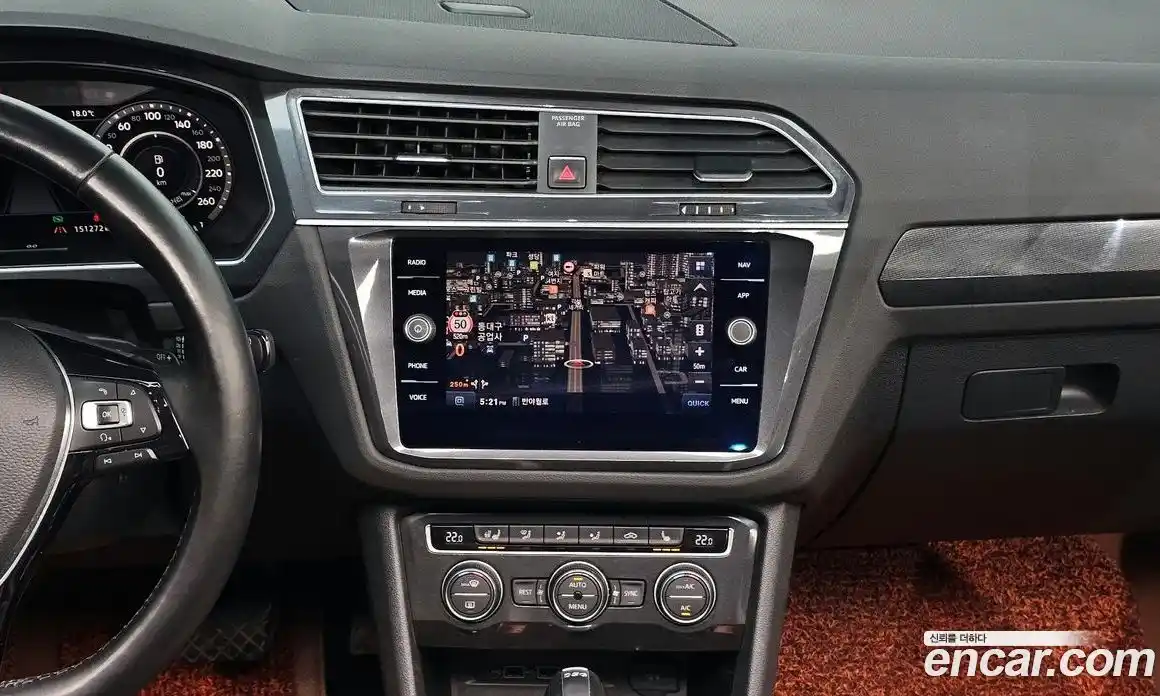 Volkswagen Tiguan 2018 2.0 гидро в Москве № 1918111, фото 13