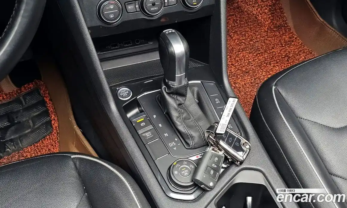 Volkswagen Tiguan 2018 2.0 гидро в Москве № 1918111, фото 9