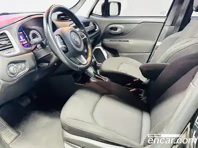 Jeep Renegade 2018 2.4 гидро в Москве № 1919145, миниатюра 5