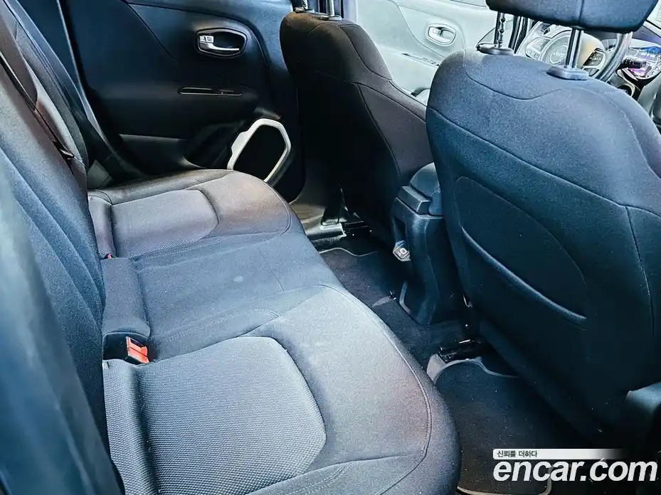 Jeep Renegade 2018 2.4 гидро в Москве № 1919145, фото 8