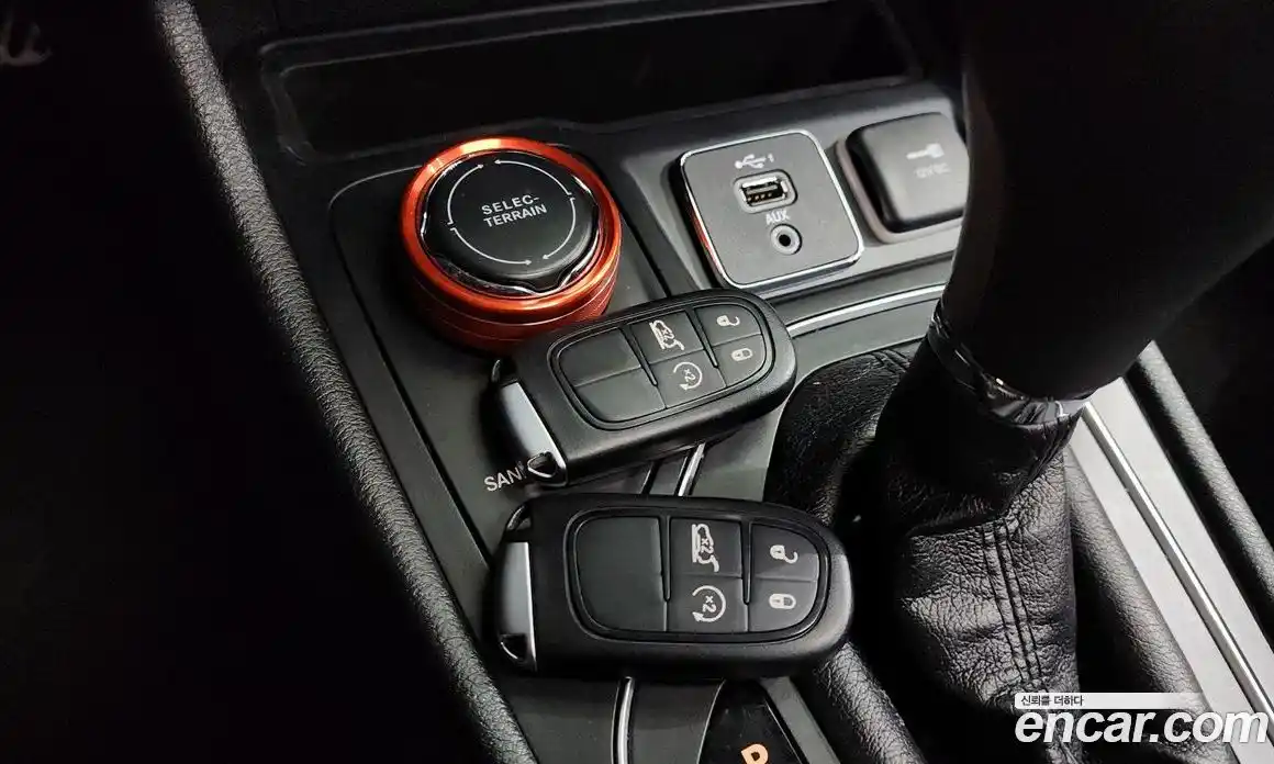 Jeep Cherokee 2018 2.4 гидро в Москве № 1919260, фото 25