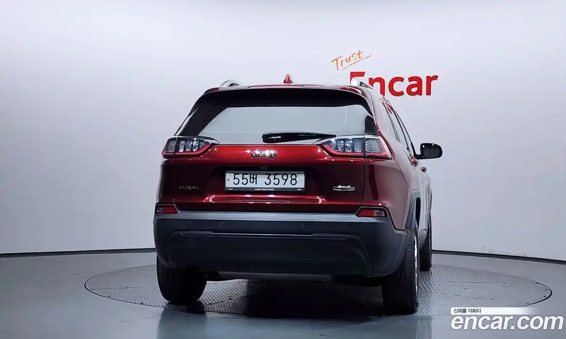 Jeep Cherokee 2018 2.4 гидро в Москве № 1919260, фото 4