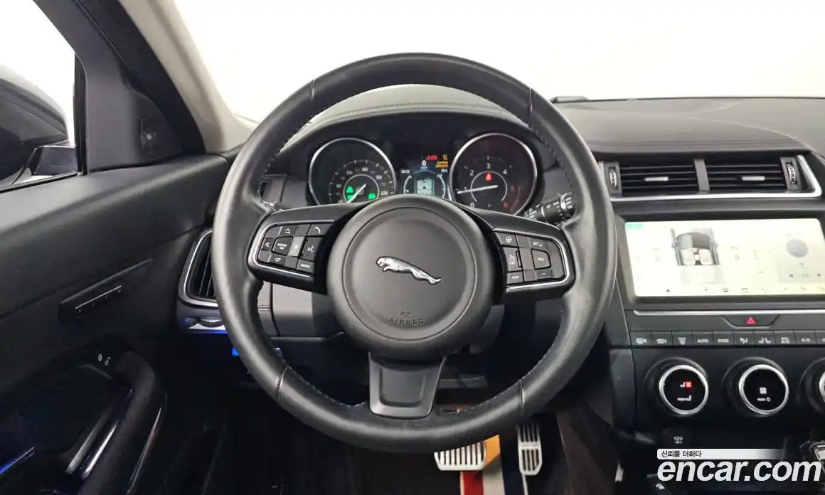 Jaguar E-Pace 2019 2.0 гидро в Москве № 1921138, фото 14