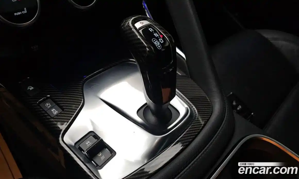 Jaguar E-Pace 2019 2.0 гидро в Москве № 1921138, фото 9