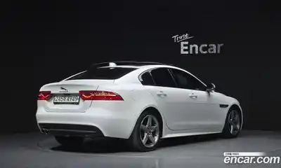 Jaguar XE 2019 2.0 гидро в Москве № 1921204, миниатюра 2