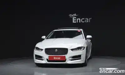Jaguar XE 2019 2.0 гидро в Москве № 1921204, миниатюра 3