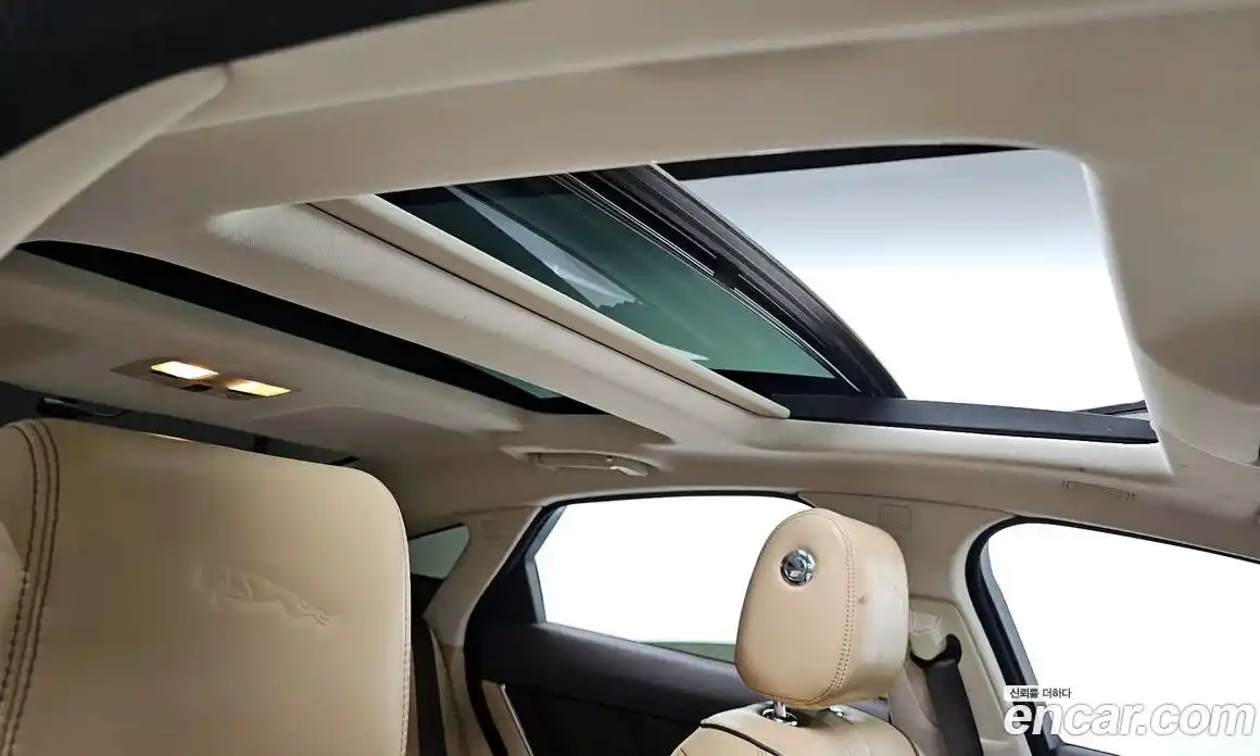 Jaguar XJ 2017 3.0 гидро в Москве № 1921232, фото 24