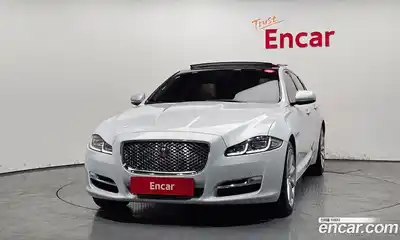 Jaguar XJ 2017 3.0 гидро в Москве № 1921232, миниатюра 3