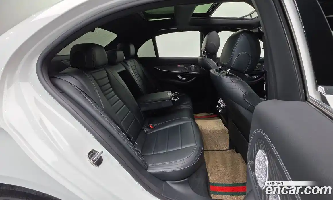 Mercedes-Benz E-Class 2021 2.0 гидро, фото 19