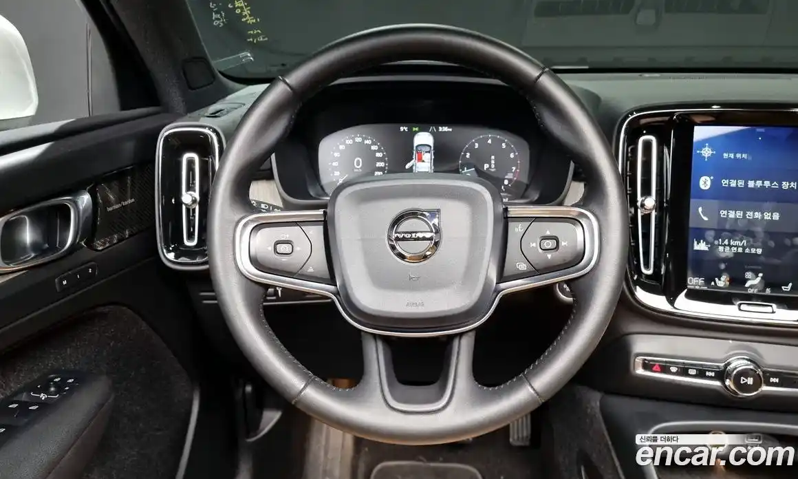 Volvo XC40 2019 2.0 гидро в Москве № 196920, фото 13