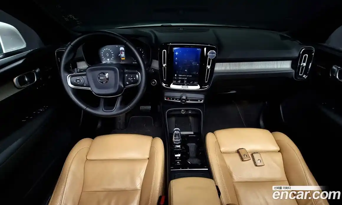 Volvo XC40 2019 2.0 гидро в Москве № 196920, фото 7