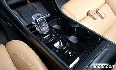 Volvo XC40 2019 2.0 гидро в Москве № 196920, миниатюра 9