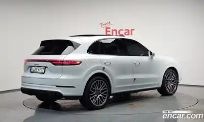 Porsche Cayenne, 2022