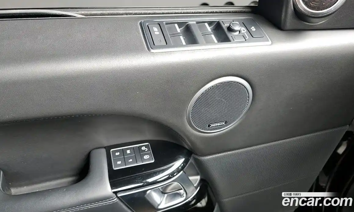 Land Rover Range-Rover 2016 4.4 гидро в Москве № 198165, фото 14