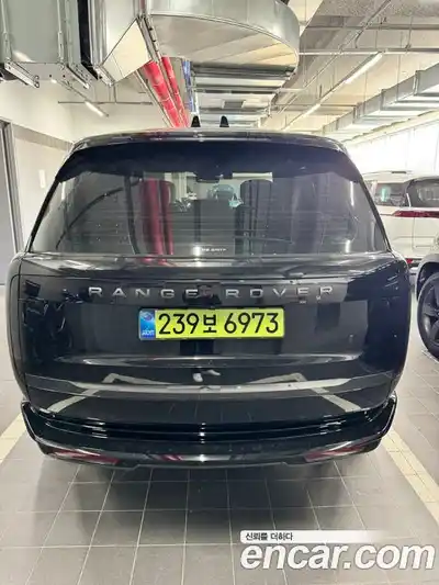 Land Rover Range-Rover 2025 4.4 гидро в Москве № 213876, миниатюра 2