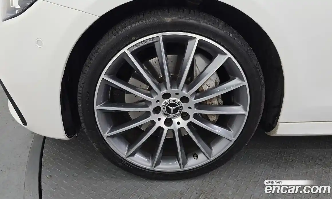 Mercedes-Benz E-Class 2021 2.0 гидро, фото 5