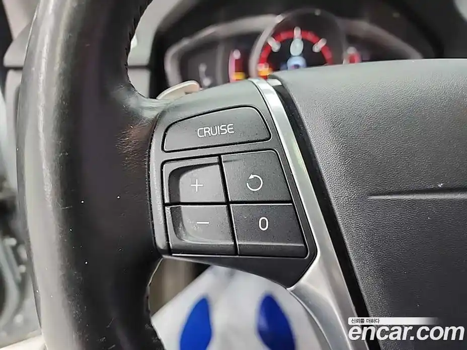 Volvo XC70 2015 2.0 гидро в Москве № 230539, фото 17