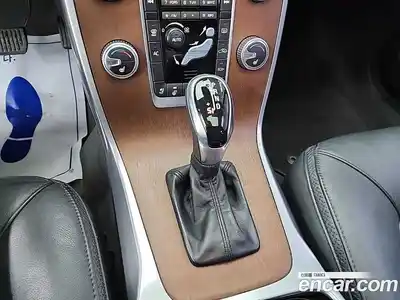 Volvo XC70 2015 2.0 гидро в Москве № 230539, миниатюра 8
