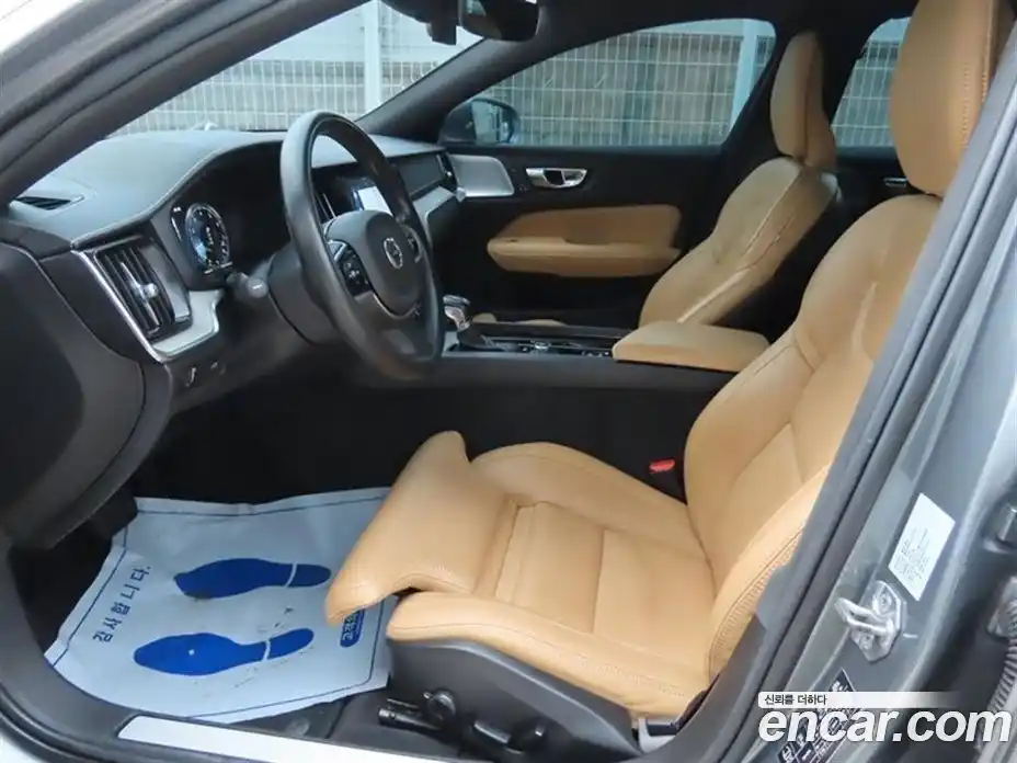 Volvo S60 2019 2.0 гидро в Москве № 230577, фото 5
