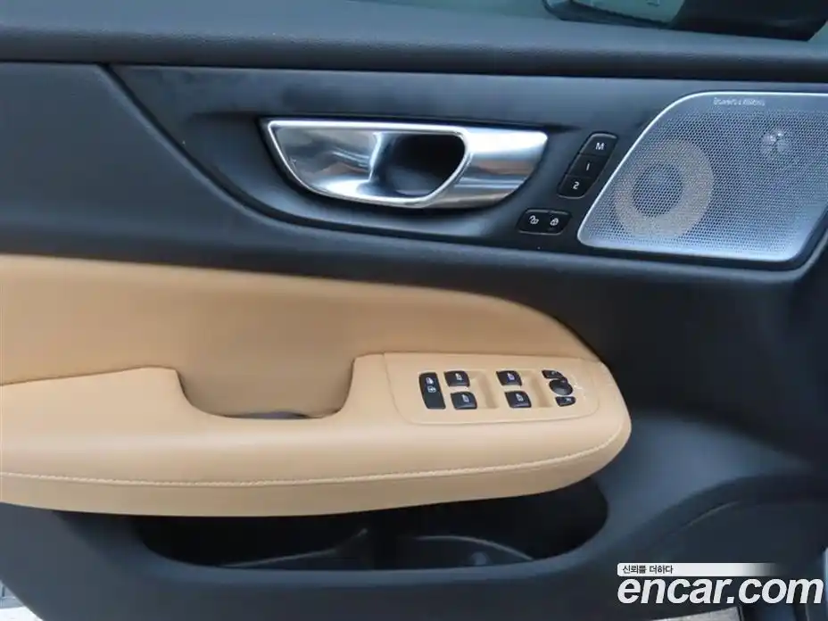 Volvo S60 2019 2.0 гидро в Москве № 230577, фото 6