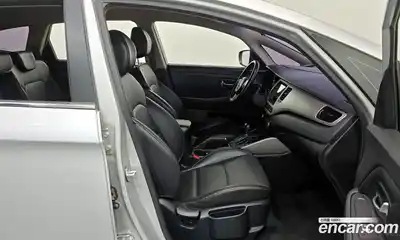 Kia Carens 2016 2.0 гидро в Москве № 321683, миниатюра 11