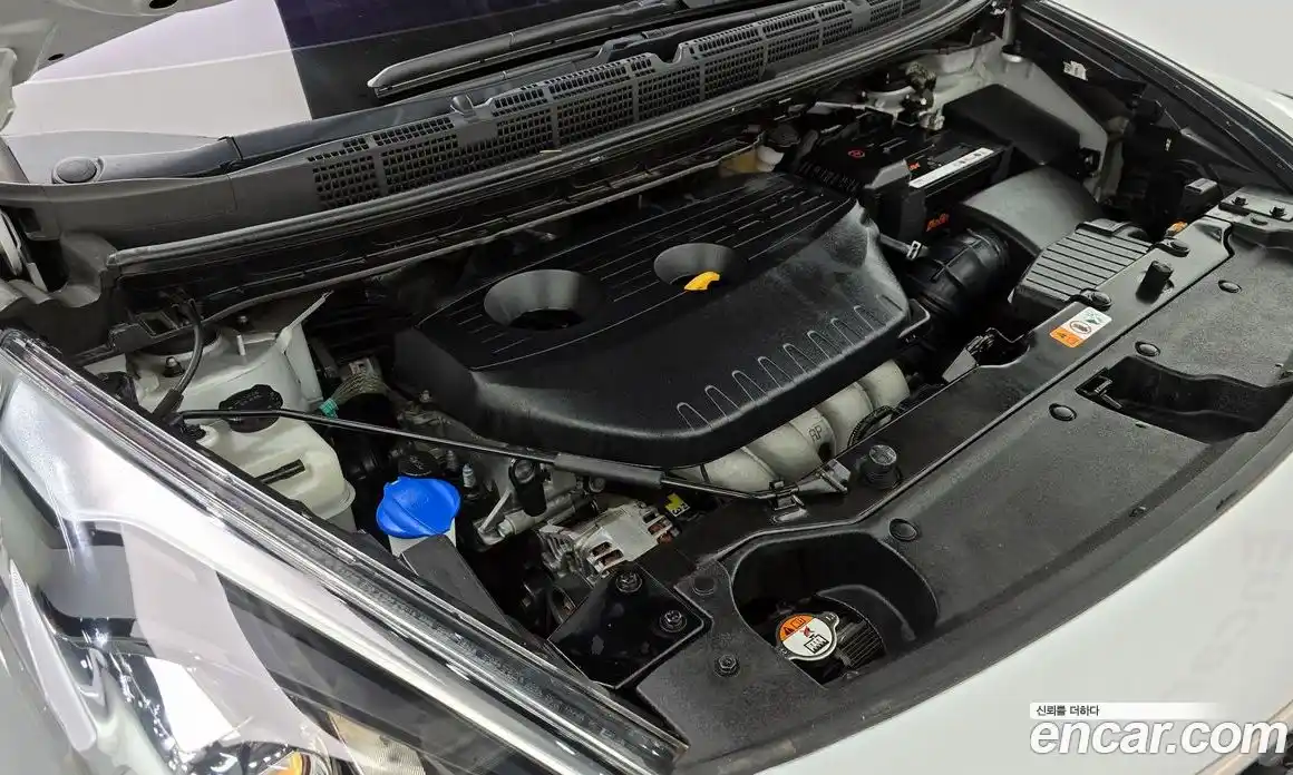 Kia Carens 2016 2.0 гидро в Москве № 321683, фото 6