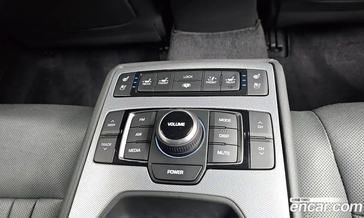 Genesis G80 2017 3.8 гидро в Москве № 56392, фото 19