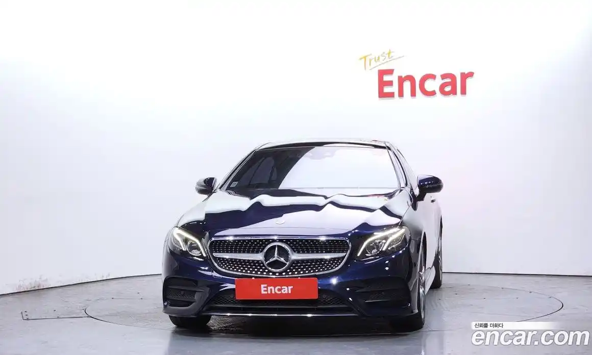 Mercedes-Benz E-Class 2017 1.9 гидро в Москве № 822989, фото 3