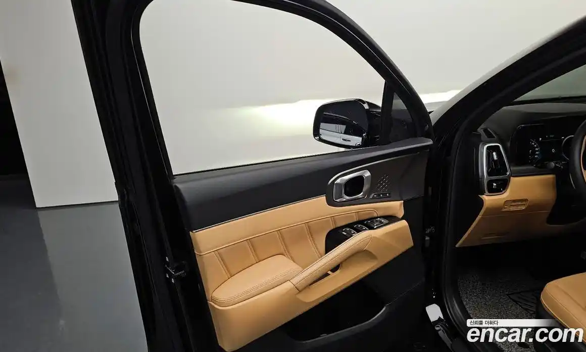 Kia Sorento 2023 2.5 гидро в Москве № 1245118, фото 13