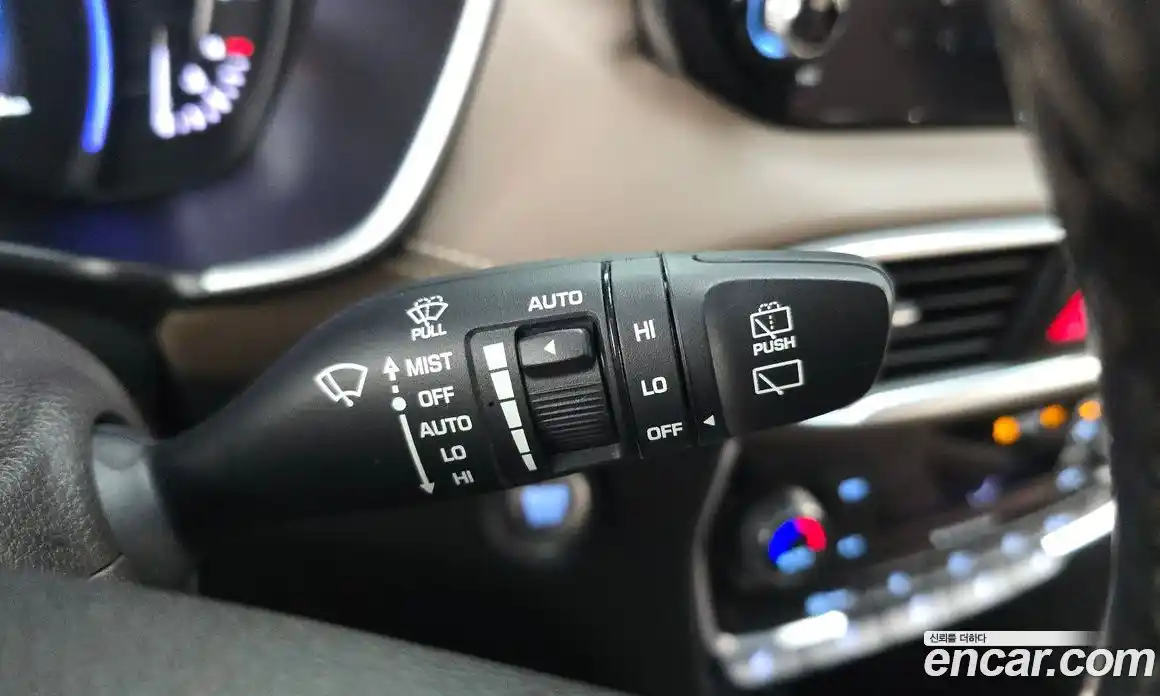 Hyundai Santa Fe 2019 2.0 гидро в Москве № 1278105, фото 23