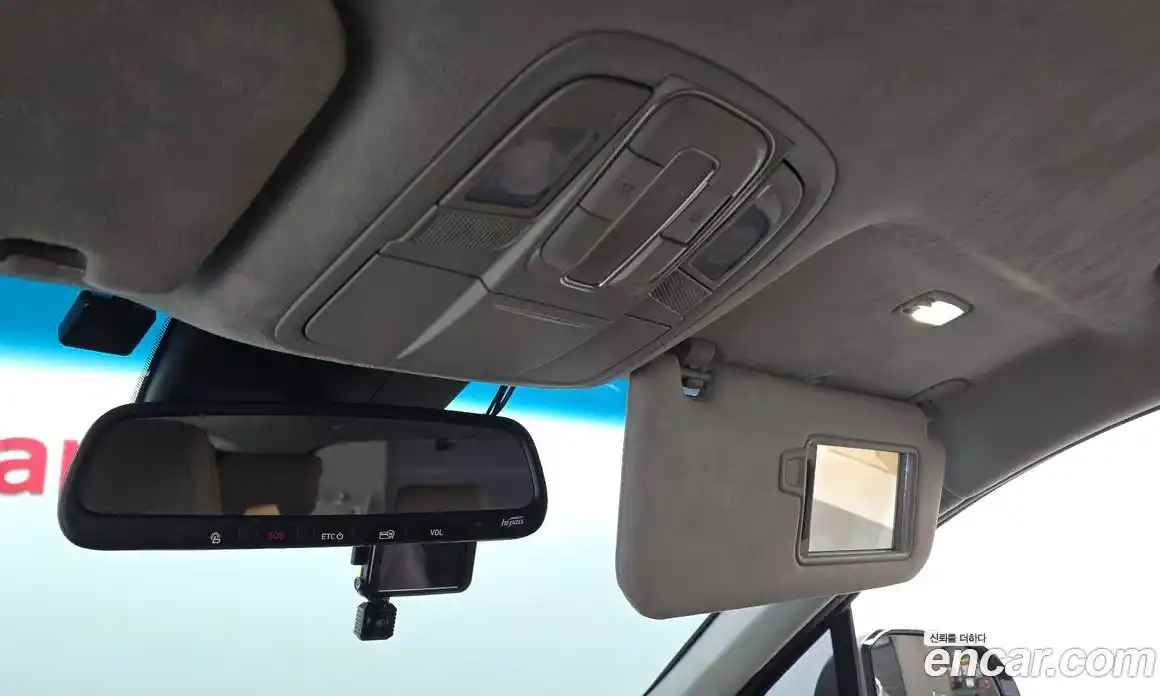 Hyundai Santa Fe 2019 2.0 гидро в Москве № 1278105, фото 25
