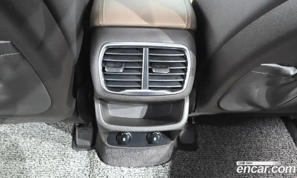 Hyundai Santa Fe 2019 2.0 гидро в Москве № 1278105, фото 28